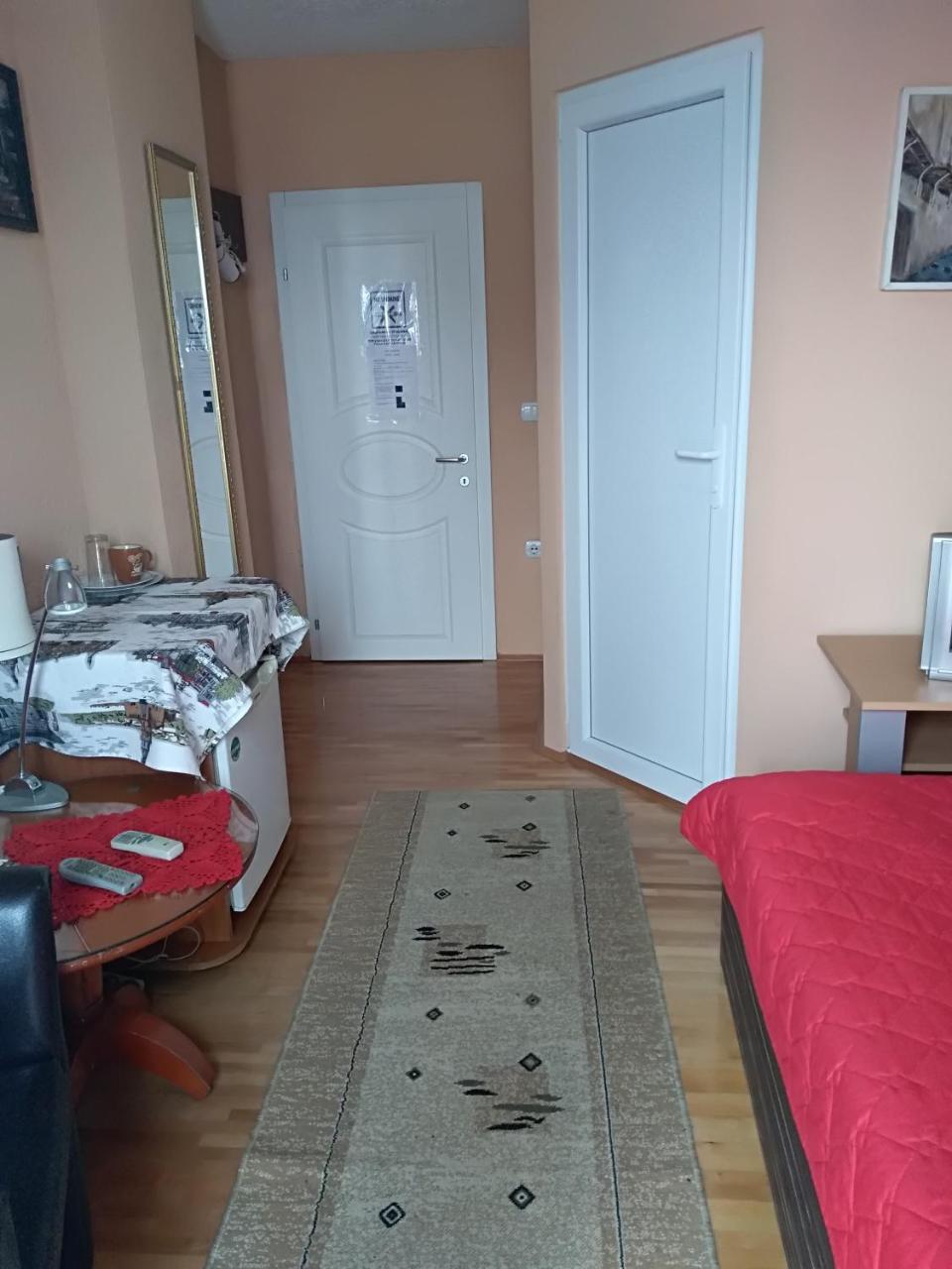 Appartement Durmitor à Kumanovo Extérieur photo