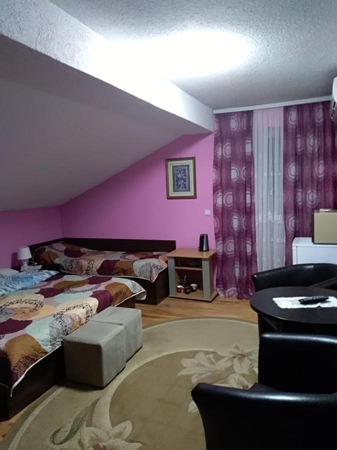 Appartement Durmitor à Kumanovo Extérieur photo